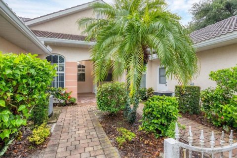 Copropriété à vendre à North Port, Floride: 2 chambres, 136.38 m2 № 1338130 - photo 1