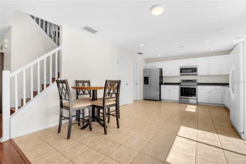 Villa ou maison à vendre à Kissimmee, Floride: 3 chambres, 221.85 m2 № 1338160 - photo 15