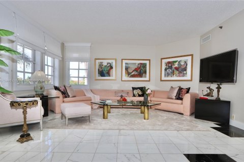 Copropriété à vendre à Aventura, Floride: 2 chambres, 224.92 m2 № 1400089 - photo 8