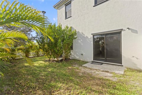 Townhouse in Miami Gardens, Florida 4 bedrooms, 164.72 sq.m. № 1398037 - photo 16