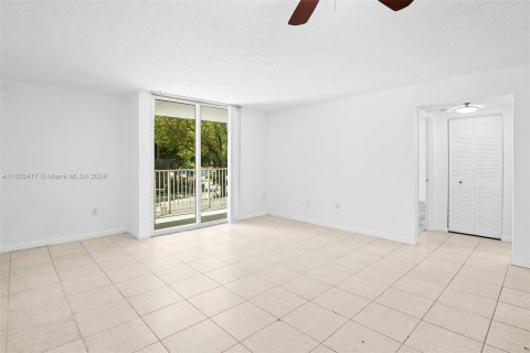 Condominio en venta en Miami, Florida, 1 dormitorio, 64.01 m2 № 1398094 - foto 5