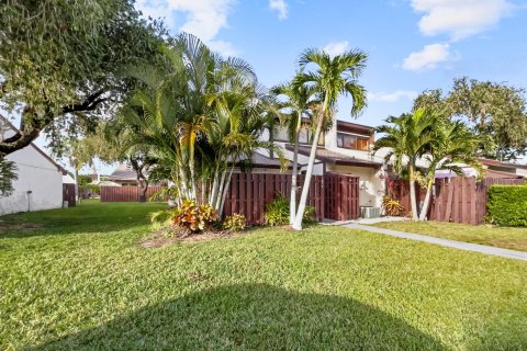 Adosado en venta en West Palm Beach, Florida, 2 dormitorios, 99.68 m2 № 1045581 - foto 19