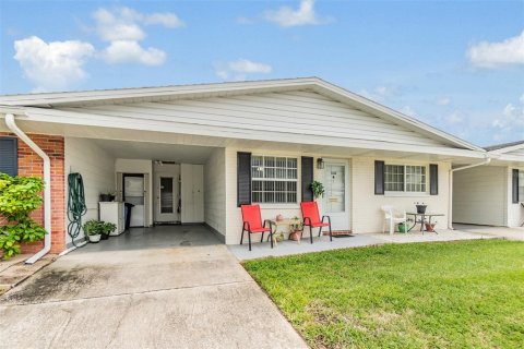 Copropriété à vendre à Pinellas Park, Floride: 2 chambres, 88.26 m2 № 1376961 - photo 2