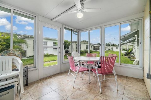 Copropriété à vendre à Pinellas Park, Floride: 2 chambres, 88.26 m2 № 1376961 - photo 20