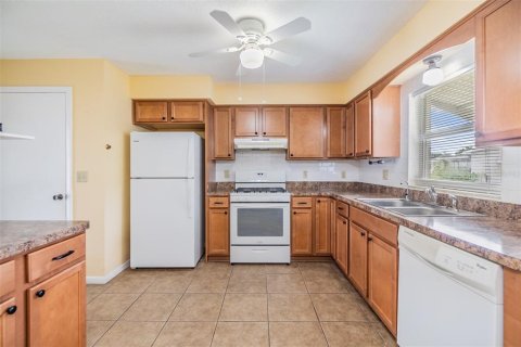 Copropriété à vendre à Pinellas Park, Floride: 2 chambres, 88.26 m2 № 1376961 - photo 11