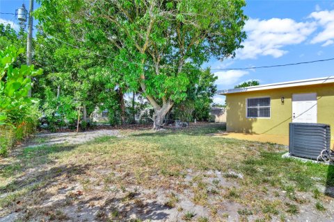 House in Fort Lauderdale, Florida 3 bedrooms, 141.4 sq.m. № 1226861 - photo 20