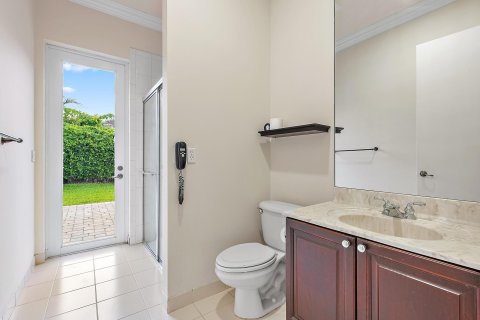 House in Palm Beach Gardens, Florida 5 bedrooms, 363.71 sq.m. № 1226863 - photo 25