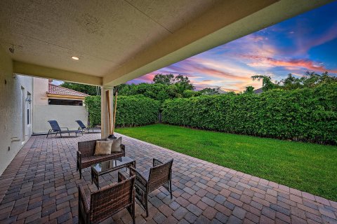 Casa en venta en Palm Beach Gardens, Florida, 5 dormitorios, 363.71 m2 № 1226863 - foto 3