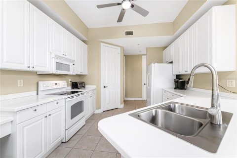 Condo in Punta Gorda, Florida, 2 bedrooms  № 1212587 - photo 10