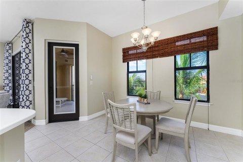 Copropriété à vendre à Punta Gorda, Floride: 2 chambres, 137.96 m2 № 1212587 - photo 14