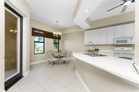 Copropriété à vendre à Punta Gorda, Floride: 2 chambres, 137.96 m2 № 1212587 - photo 17