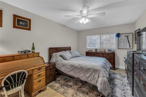 Condominio en venta en Wilton Manors, Florida, 1 dormitorio, 65.03 m2 № 1022066 - foto 26