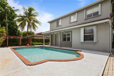 Casa en venta en Miami, Florida, 4 dormitorios, 220.74 m2 № 1346048 - foto 22