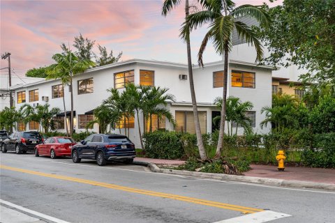 Propiedad comercial en venta en Miami Beach, Florida, 504.09 m2 № 1345998 - foto 6