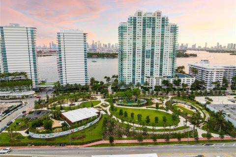 Propiedad comercial en venta en Miami Beach, Florida, 504.09 m2 № 1345998 - foto 4