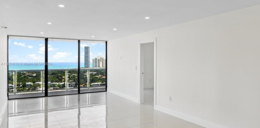 Condominio en Aventura, Florida, 2 dormitorios  № 1345542