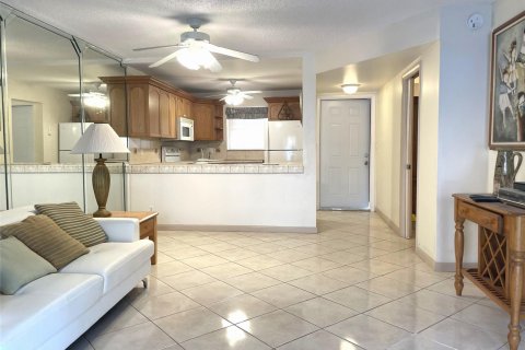 Condo in Fort Lauderdale, Florida, 2 bedrooms  № 1047607 - photo 30