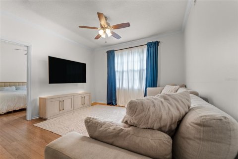 Condo in Tampa, Florida, 2 bedrooms  № 1369856 - photo 4