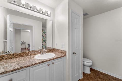 Condo in Tampa, Florida, 2 bedrooms  № 1369856 - photo 8