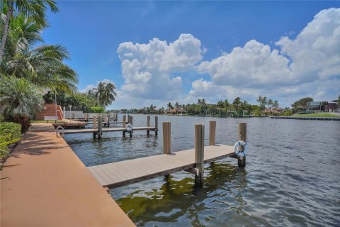 Condo in Lauderdale-by-the-Sea, Florida, 2 bedrooms  № 1047627 - photo 10