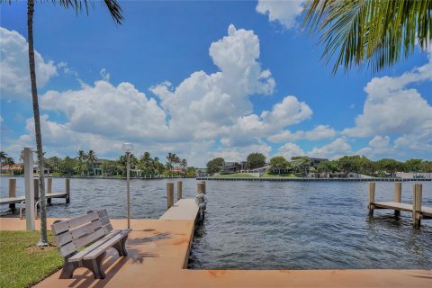Condo in Lauderdale-by-the-Sea, Florida, 2 bedrooms  № 1047627 - photo 11