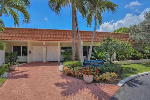 Copropriété à vendre à Lauderdale-by-the-Sea, Floride: 2 chambres, 124.49 m2 № 1047627 - photo 17