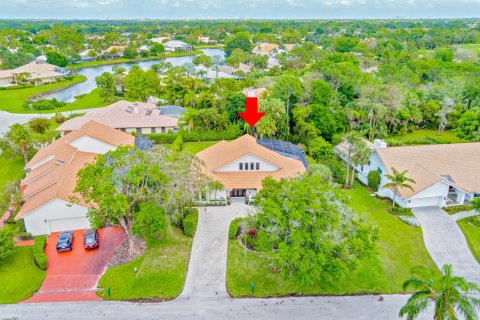 Villa ou maison à vendre à Palm Beach Gardens, Floride: 4 chambres, 269.42 m2 № 1076057 - photo 2