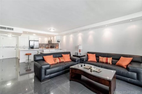 Condominio en venta en Miami Beach, Florida, 1 dormitorio, 76.55 m2 № 1292398 - foto 4