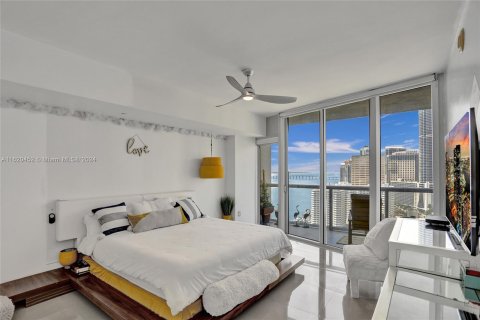 Condo in Miami, Florida, 1 bedroom  № 1271128 - photo 9