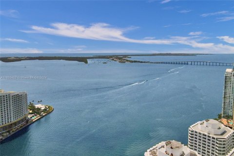 Condo in Miami, Florida, 1 bedroom  № 1271128 - photo 23