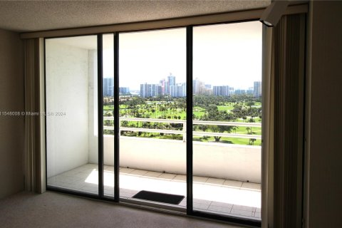 Condo in Aventura, Florida, 2 bedrooms  № 1060472 - photo 4