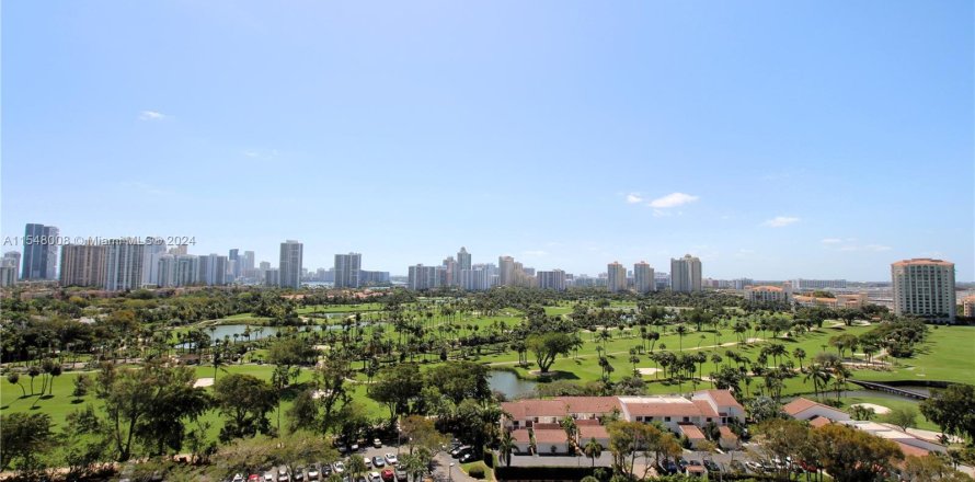 Condo in Aventura, Florida, 2 bedrooms  № 1060472