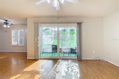 Copropriété à vendre à Saint Petersburg, Floride: 1 chambre, 69.21 m2 № 1372173 - photo 9