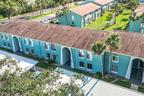 Copropriété à vendre à Saint Petersburg, Floride: 1 chambre, 69.21 m2 № 1372173 - photo 22