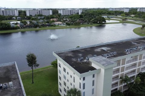 Copropriété à vendre à Pompano Beach, Floride: 3 chambres, 129.13 m2 № 1073644 - photo 19