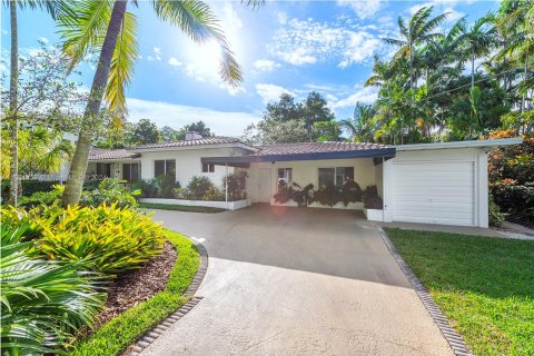 Casa en venta en Biscayne Park, Florida, 4 dormitorios, 246.84 m2 № 1067772 - foto 9