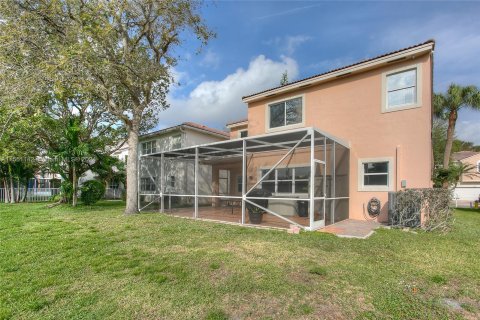 Casa en venta en Pembroke Pines, Florida, 5 dormitorios, 233.37 m2 № 1067731 - foto 24