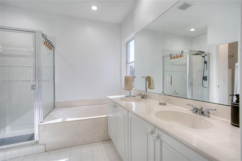 Casa en venta en Pembroke Pines, Florida, 5 dormitorios, 233.37 m2 № 1067731 - foto 15