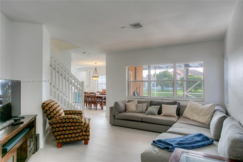 Casa en venta en Pembroke Pines, Florida, 5 dormitorios, 233.37 m2 № 1067731 - foto 7