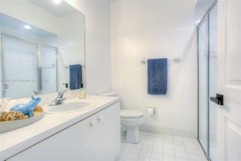 Casa en venta en Pembroke Pines, Florida, 5 dormitorios, 233.37 m2 № 1067731 - foto 13