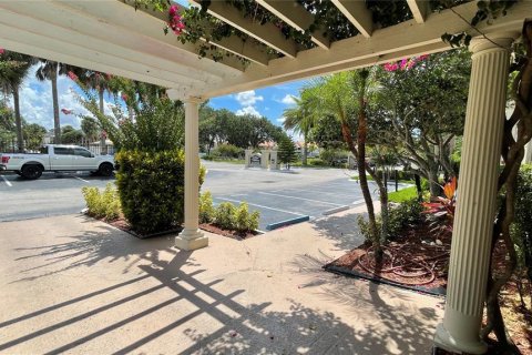 Condo in Orlando, Florida, 3 bedrooms  № 1346874 - photo 17