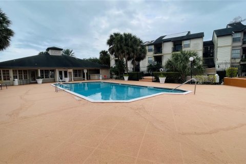 Condo in Orlando, Florida, 3 bedrooms  № 1346874 - photo 18