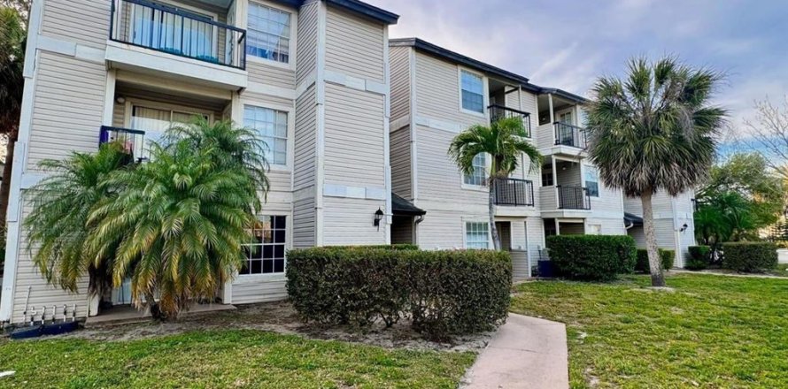 Condominio en Orlando, Florida, 3 dormitorios  № 1346874