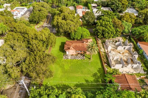 Villa ou maison à vendre à Coral Gables, Floride: 5 chambres, 422.71 m2 № 1410698 - photo 14