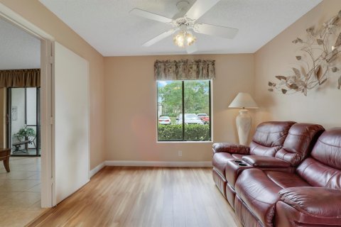 Condo in Palm City, Florida, 3 bedrooms  № 1044034 - photo 21