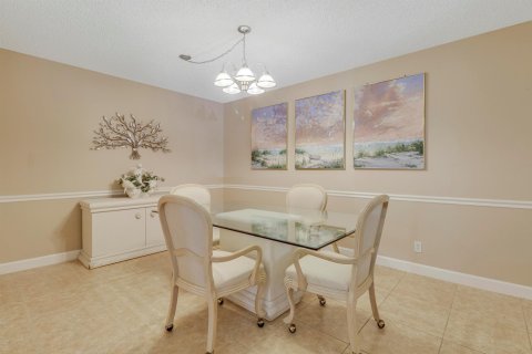 Condo in Palm City, Florida, 3 bedrooms  № 1044034 - photo 13