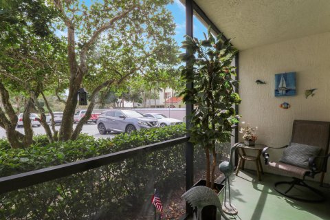 Condo in Palm City, Florida, 3 bedrooms  № 1044034 - photo 2