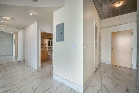 Condominio en venta en Orlando, Florida, 1 dormitorio, 67.82 m2 № 1302890 - foto 4