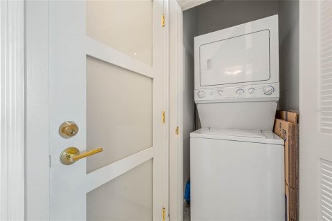 Condominio en venta en Orlando, Florida, 1 dormitorio, 67.82 m2 № 1302890 - foto 20