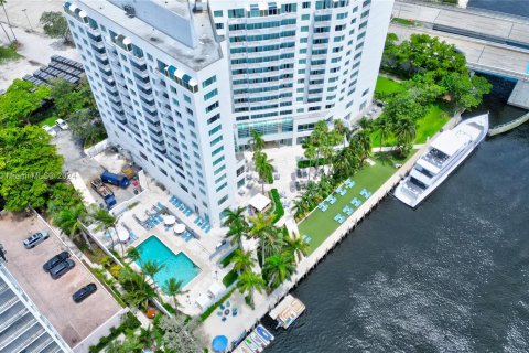 Condominio en venta en Fort Lauderdale, Florida, 1 dormitorio, 54.44 m2 № 1237035 - foto 9